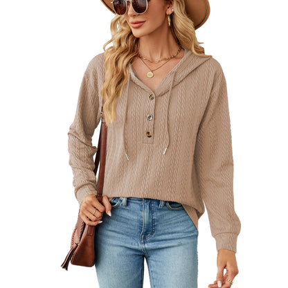 Pull à capuche décontracté pour femmes avec surface texturée et détails de boutons Chic und Stil