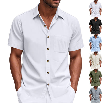 Chemise à manches courtes pour homme avec poche poitrine et détails de boutons à la mode Chic und Stil
