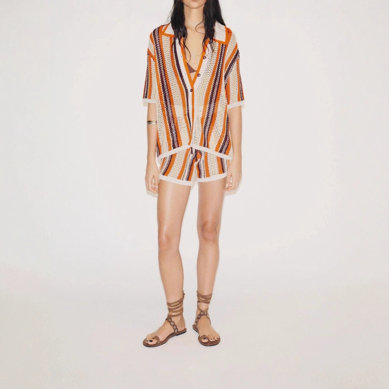 Chemise en tricot épais pour femmes avec manches courtes et rayures contrastées Chic und Stil