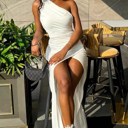 Robes maxi élégantes à une épaule pour femmes avec fente latérale Chic und Stil