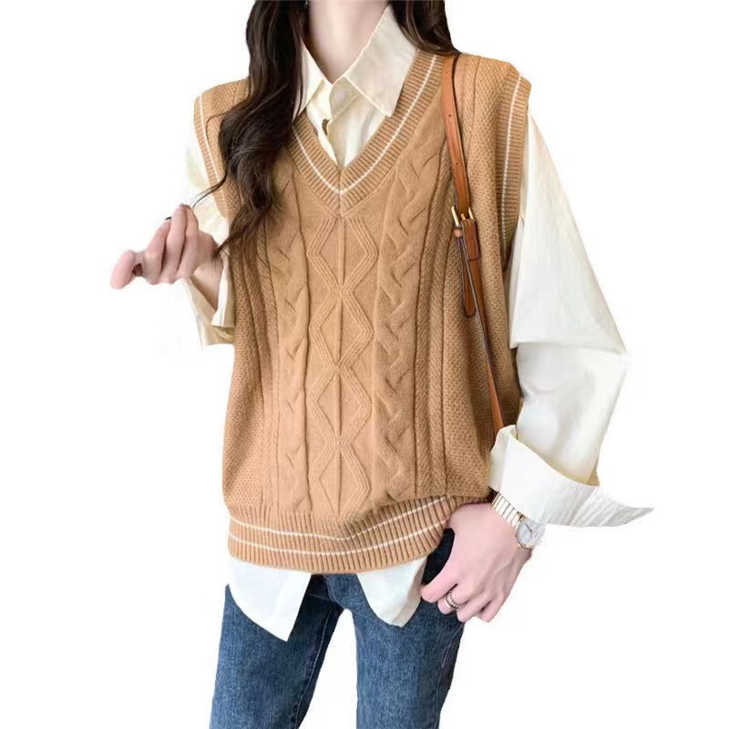 Pull en tricot pour femmes avec décolleté en V et motif de tresses géométriques Chic und Stil