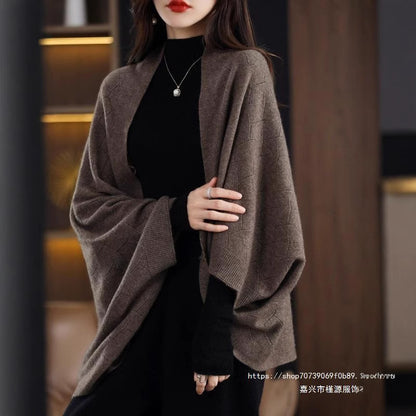 Dames Grand Poncho en Tricot avec Motif Romain Moderne Chic und Stil