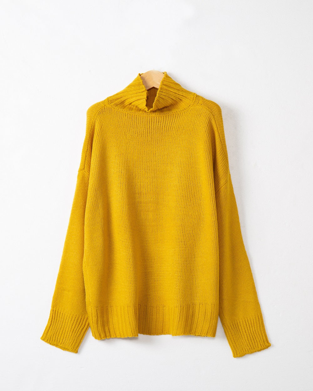 Femme pull en knit à col montant avec design structuré Chic und Stil