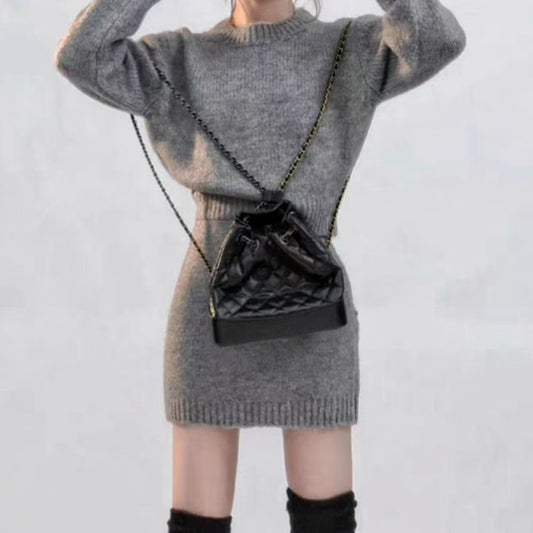 Robe en maille pour femmes avec une coupe décontractée et une texture fine Chic und Stil