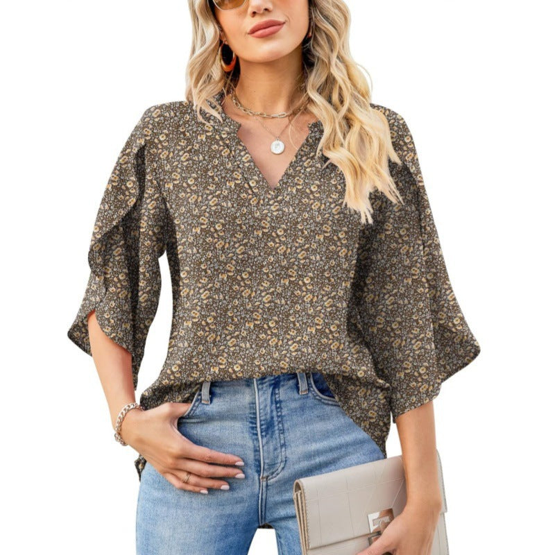 Blouse à col en V à imprimé floral Chic und Stil