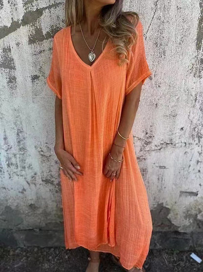 Robe midi femme avec design plissé et coupe décontractée Chic und Stil
