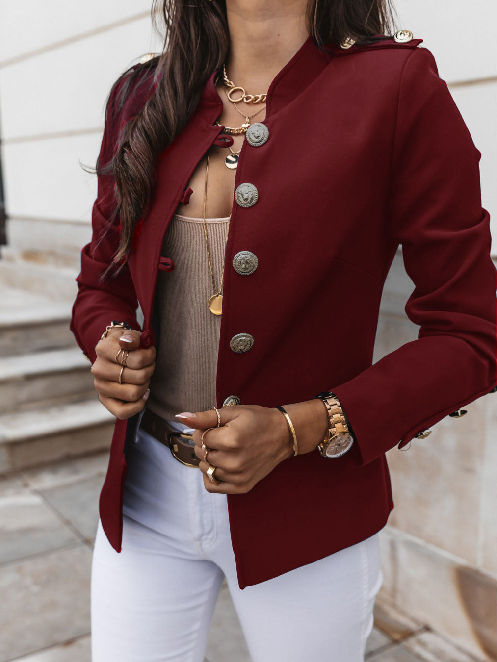 Dames élégante veste avec boutons dorés et coupe moderne Chic und Stil