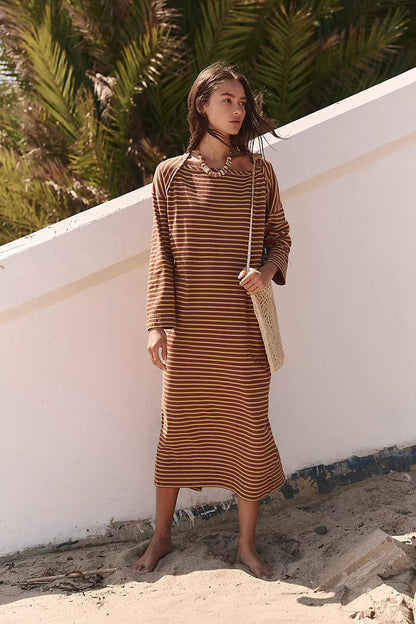 Robe de plage pour femmes avec manches longues et design rayé Chic und Stil