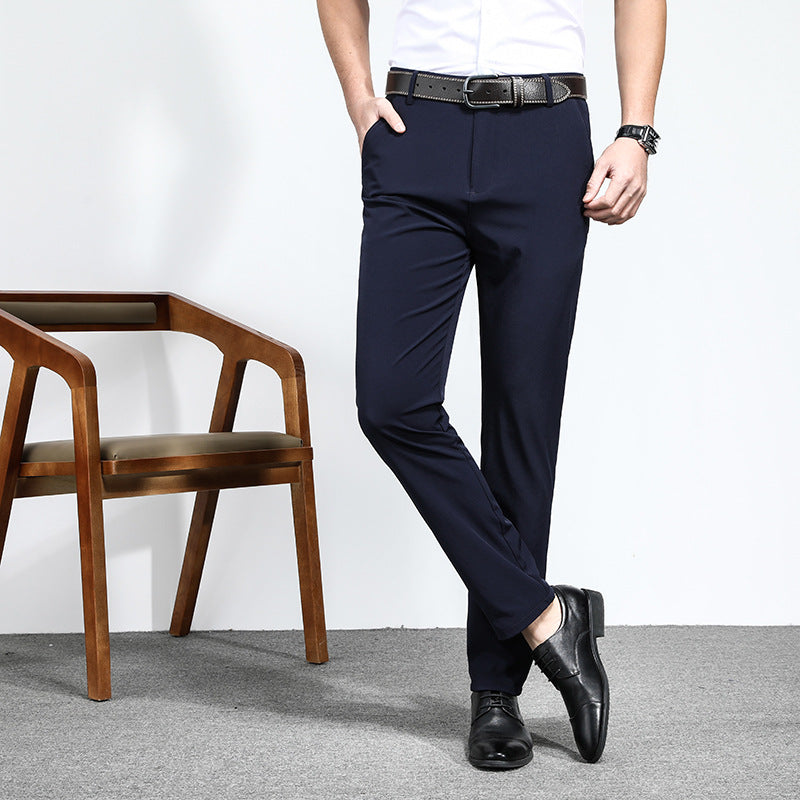 Elegant pants for men with a slim fit and stretchy material Chic and Style