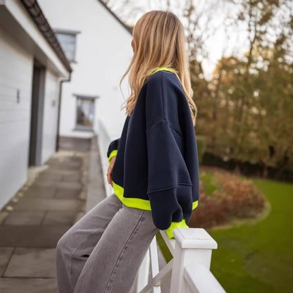 Pull oversized décontracté pour femmes avec détails contrastés Chic und Stil