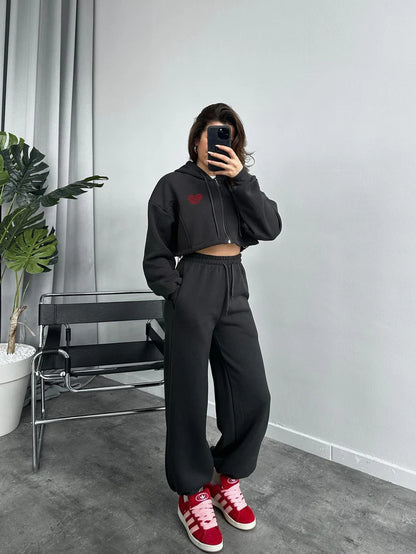 Casual cropped hoodie set for women with wide jogger pants Chic and Style