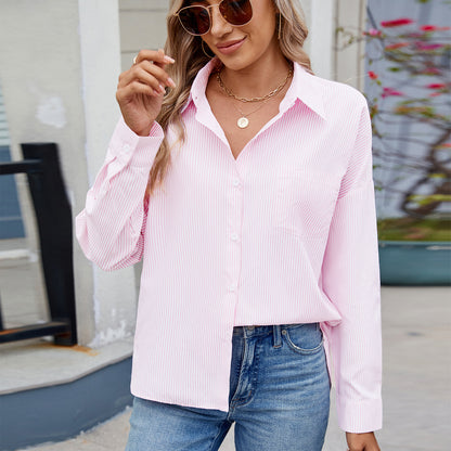 Blouse rayée pour femmes avec une coupe élégante et une coupe moderne Chic und Stil