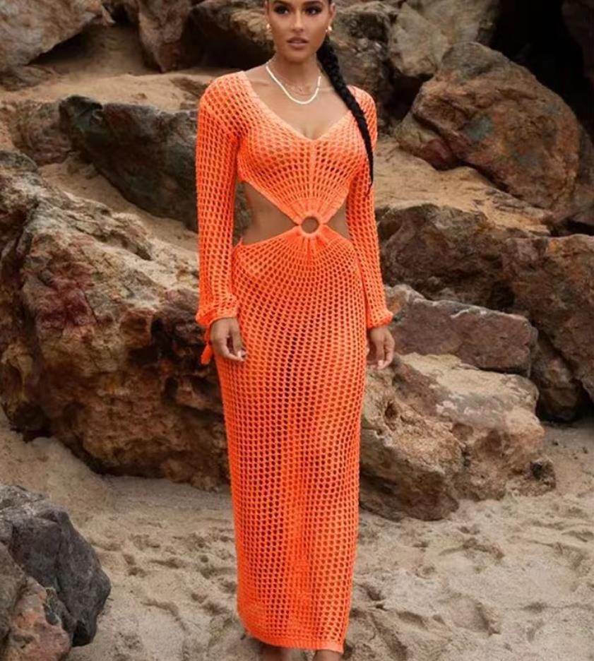 Robe maxi en crochet pour femmes avec des détails découpés et une ceinture décorative Chic und Stil