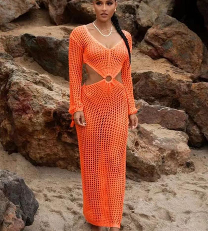 Robe maxi en crochet pour femmes avec des détails découpés et une ceinture décorative Chic und Stil