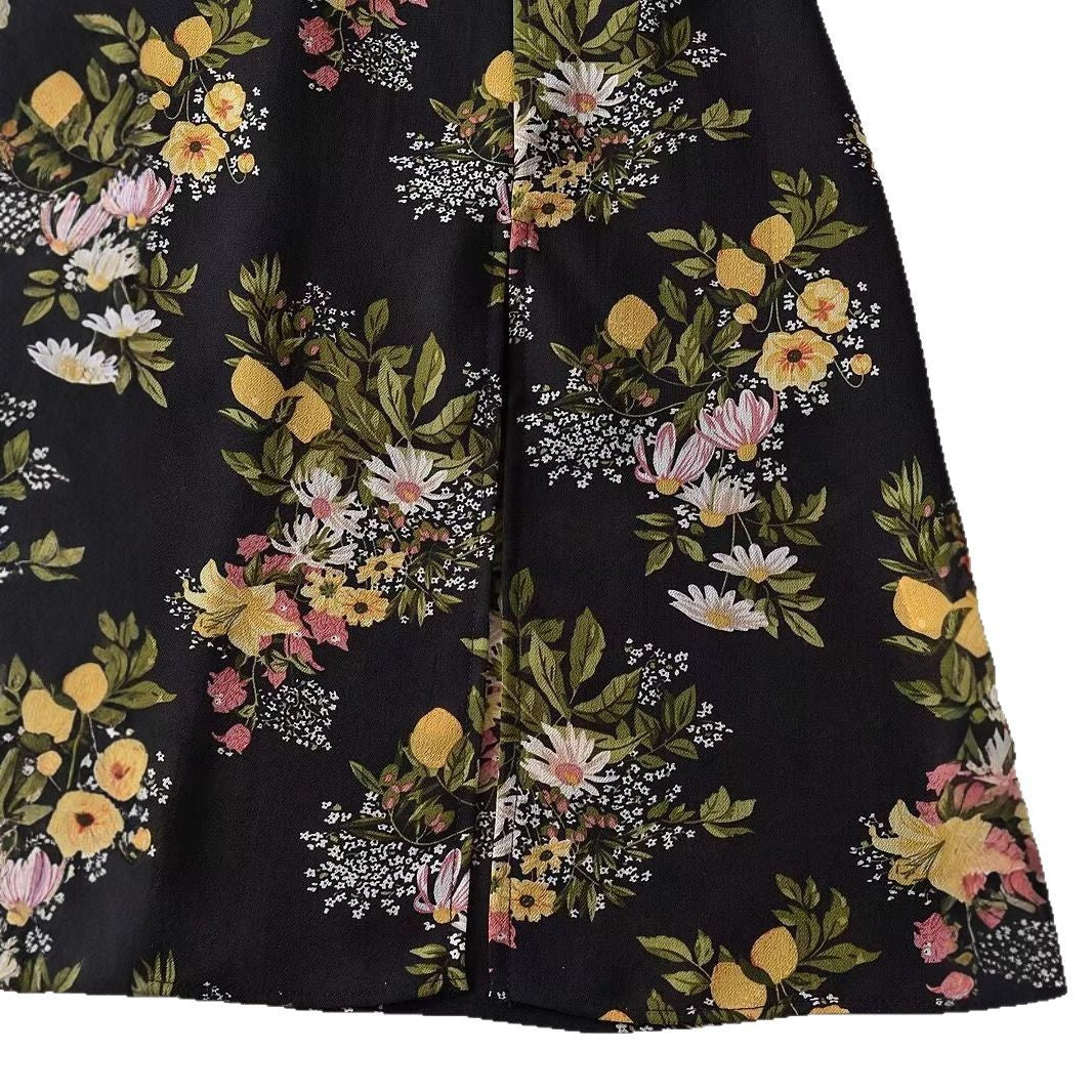 Robe maxi pour femmes avec design floral et fines bretelles spaghetti Chic und Stil