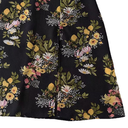 Robe maxi pour femmes avec design floral et fines bretelles spaghetti Chic und Stil