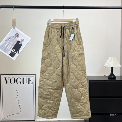 Pantalons de loisirs matelassés pour femmes avec taille élastique et poches latérales pratiques Chic & Stil