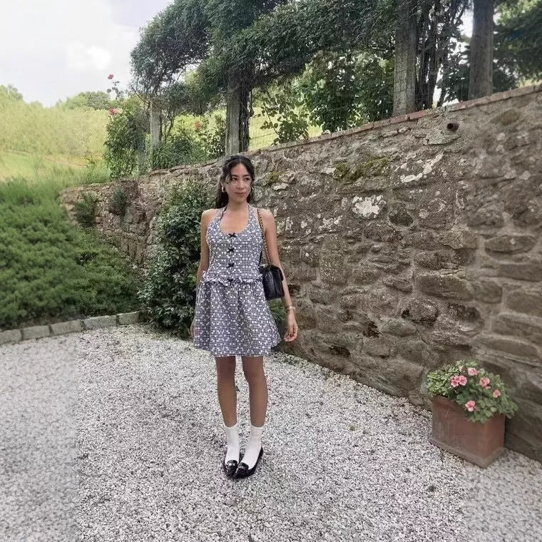 Robe de loisirs pour dames avec un dos nu ludique et un design à carreaux floraux Chic und Stil
