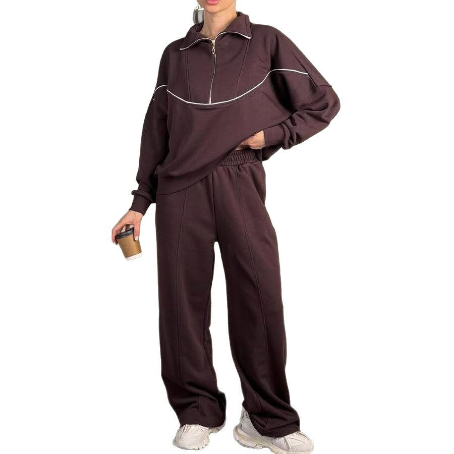 Casual women's set with modern zipper and wide pants Chic and Style