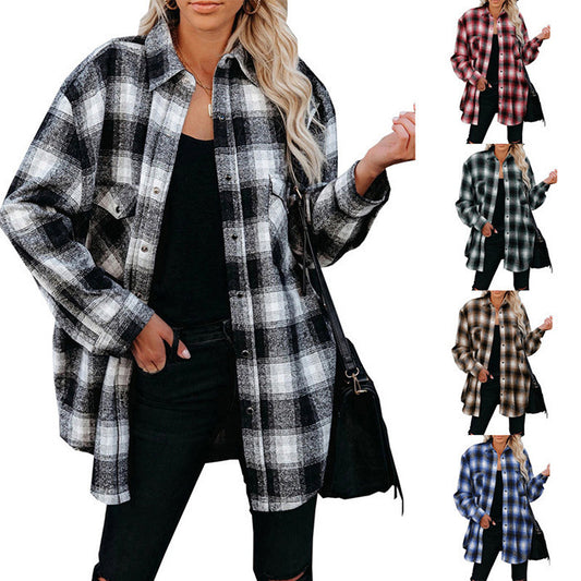 Chemise en flanelle pour femmes avec motif à carreaux et poches plaquées Chic und Stil
