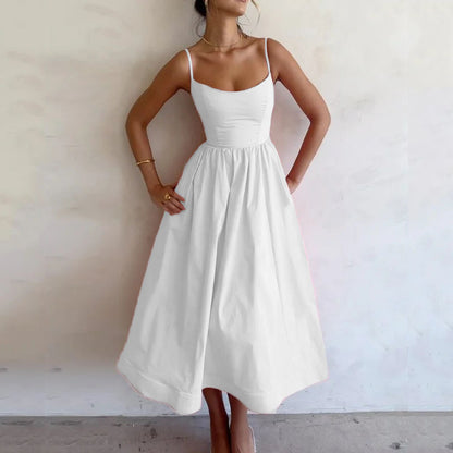 Robe maxi femme avec une silhouette A-line intemporelle et des bretelles fines Chic und Stil