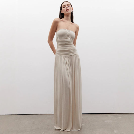 Robe maxi femme avec un haut froncé raffiné et une jupe fluide Chic und Stil