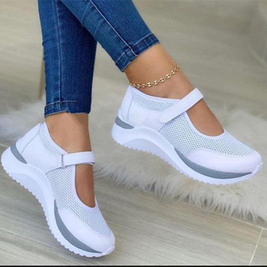 Baskets respirantes pour dames avec fermeture velcro et semelle amortissante Chic und Stil
