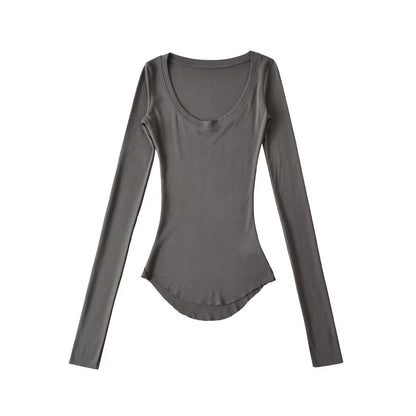 Chemisier à manches longues pour femmes avec un col rond élégant et une coupe cintrée Chic und Stil