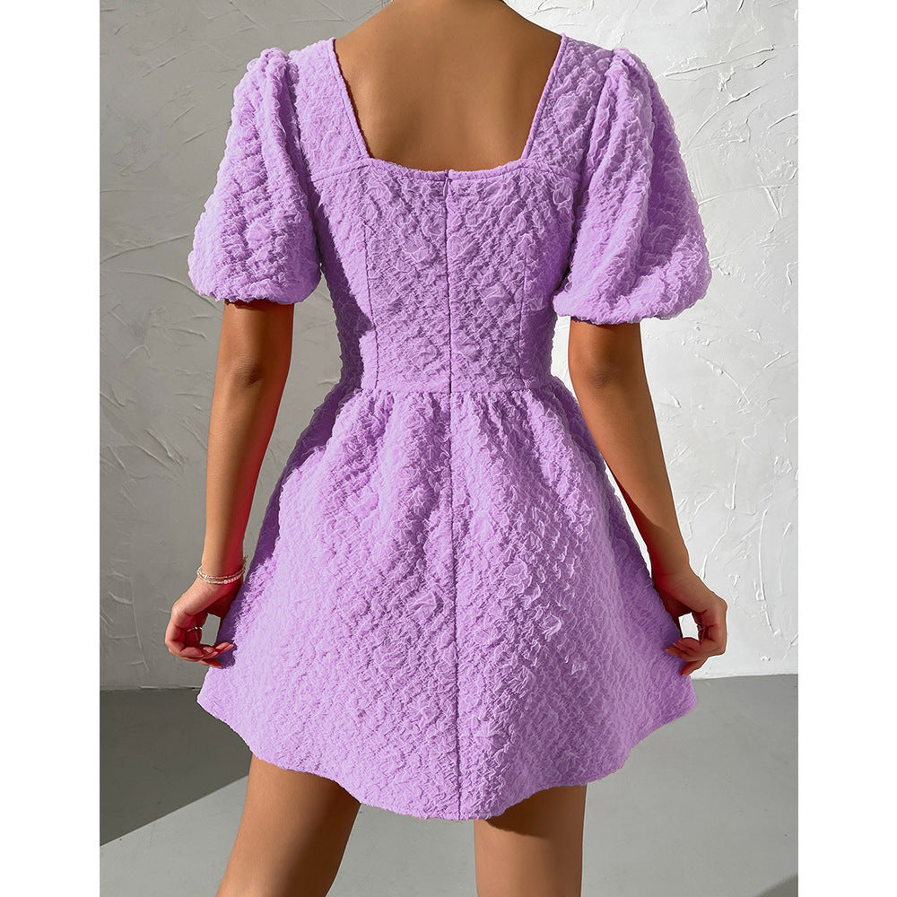 Robe fourreau pour femmes avec des manches bouffantes et un design structuré Chic und Stil