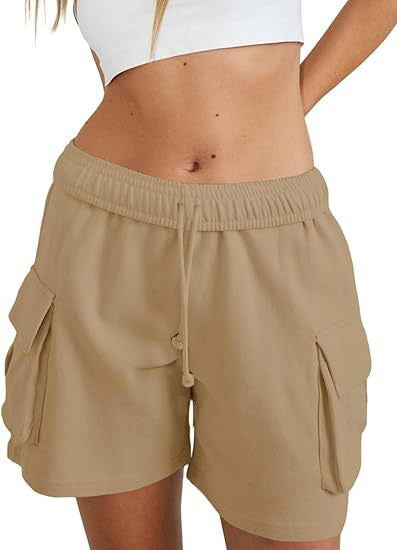 Casual women’s pants with a comfortable elastic waistband and practical side pockets Chic and Style