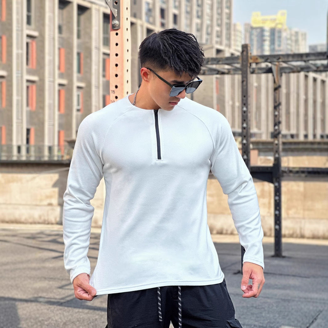 Functional T-shirt for men with innovative zipper and breathable structure Chic and Style