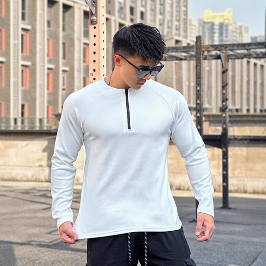 Functional T-shirt for men with innovative zipper and breathable structure Chic and Style