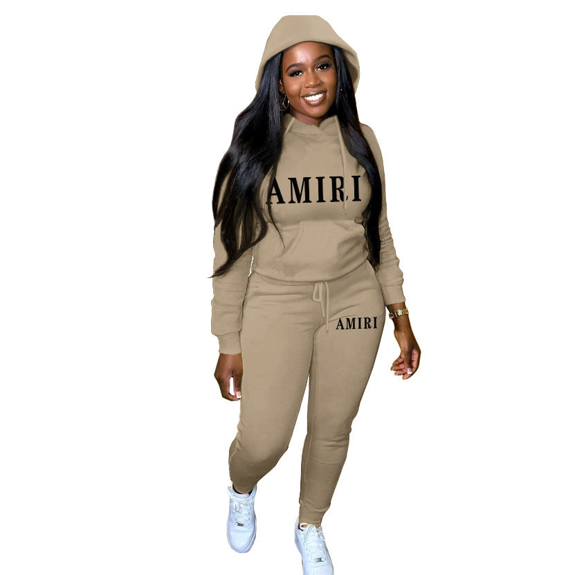 Costume de jogging pour dames avec logo moderne Chic und Stil