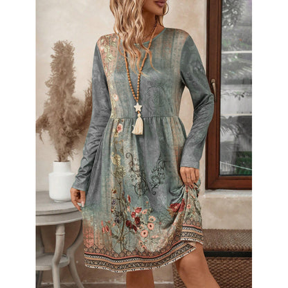 Robe décontractée femme avec motif floral et manches longues Chic und Stil