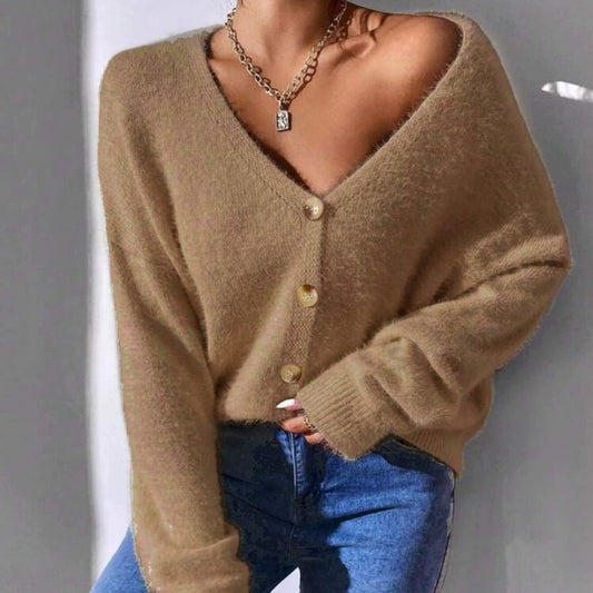 Dames cardigan en tricot pelucheux avec boutons dorés et coupe décontractée Chic und Stil