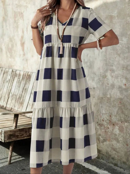 Robe midi à paliers à encolure en V Chic und Stil pour femmes