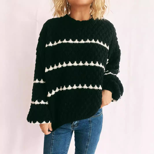 Pull en gros tricot pour femmes avec des rayures contrastantes Chic und Stil
