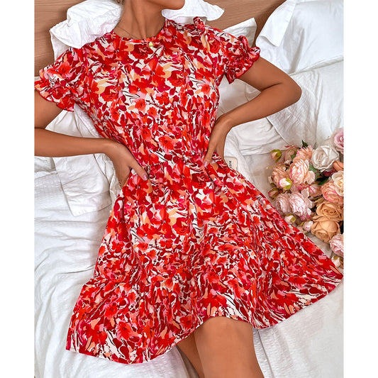 Robe maxi décontractée pour femmes avec décolleté en forme de cœur et jupe fluide Chic und Stil