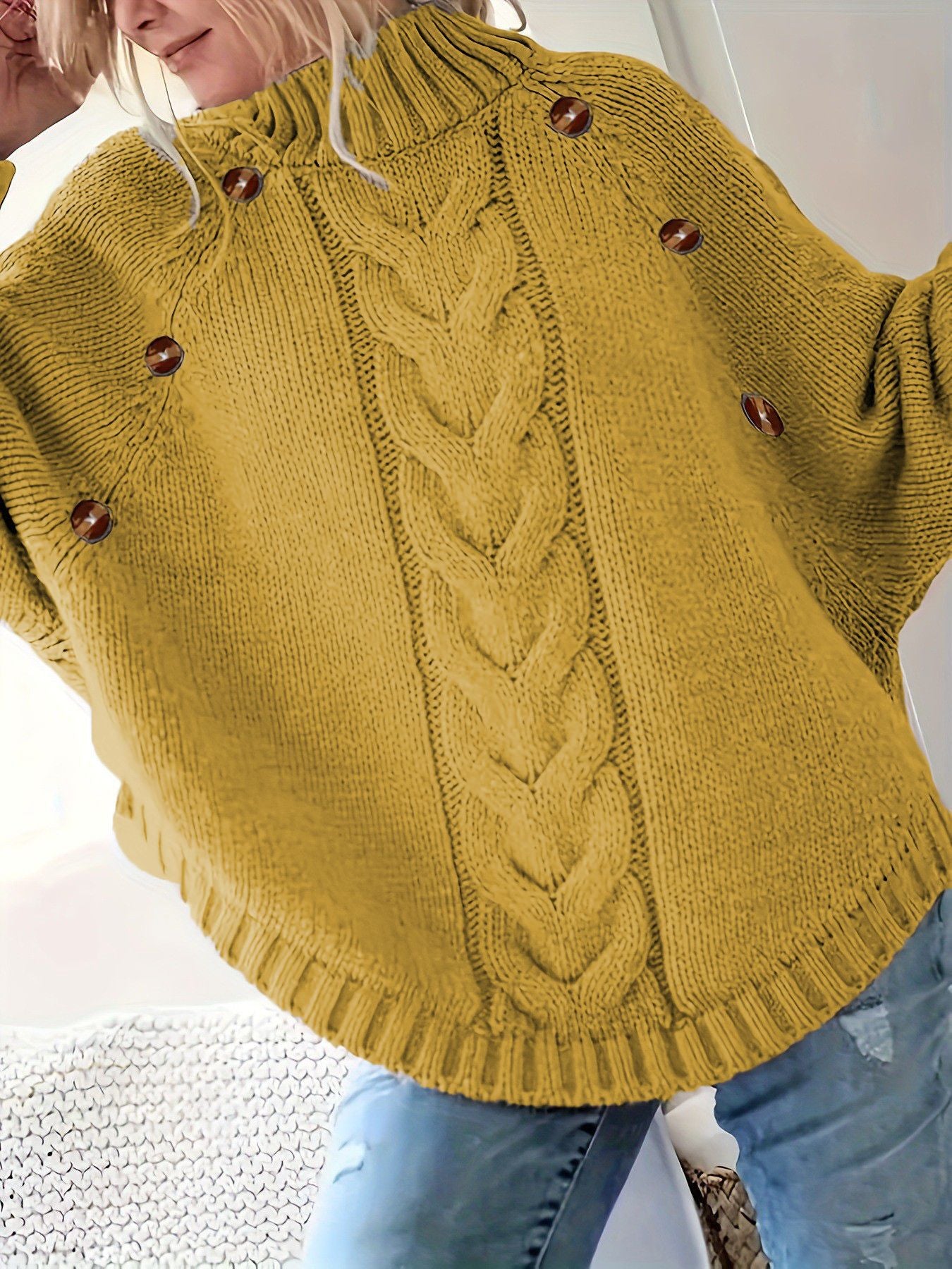 Dames gros pull en tricot avec col haut et détails de boutons Chic und Stil