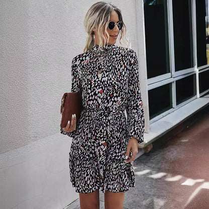 Robe Mini à Volants Floraux pour Femmes Chic und Stil