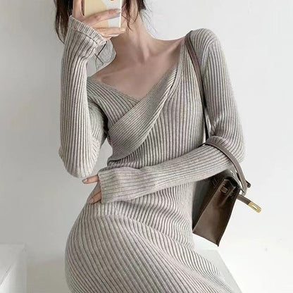 Robe tricot femme avec un élégant design Off-Shoulder et une fine structure côtelée Chic und Stil