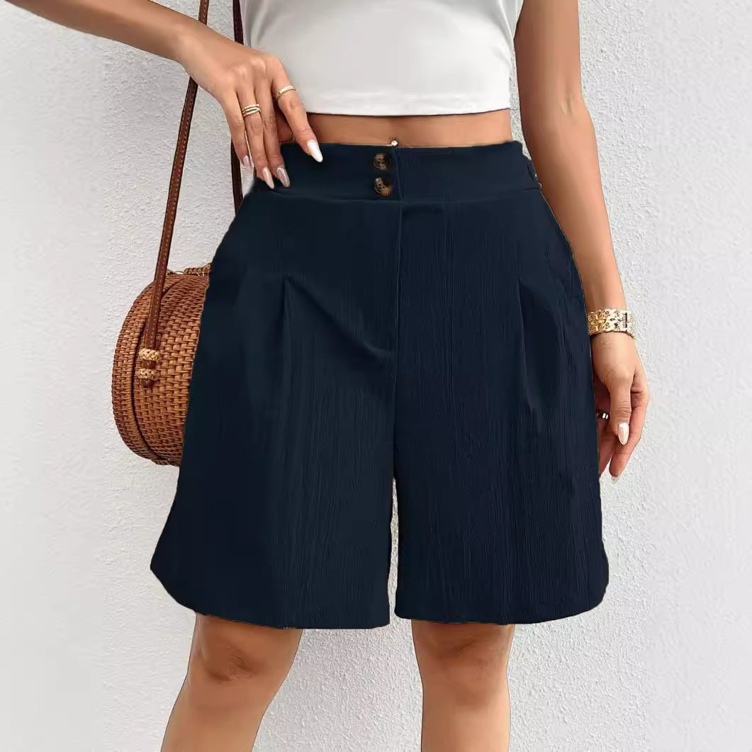 High-waisted satin shorts for women with double button closure and pleats Chic und Stil