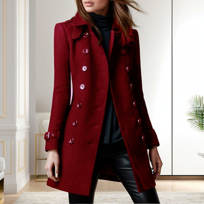 Elegant trench coat for women with a double row of buttons and weighted collar Chic und Stil
