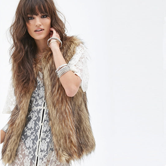 Dames Gilet en fausse fourrure douce avec coupe ouverte et doublure intérieure douce Chic und Stil