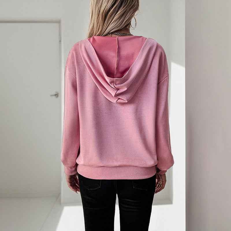 Pull à capuche sportif pour femmes avec coupe décontractée et poche kangourou Chic und Stil