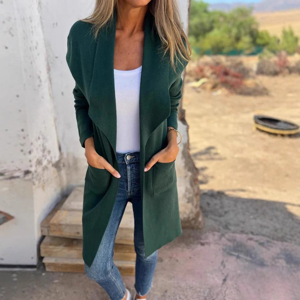 Long elegant coat for women with an open cut Chic und Stil