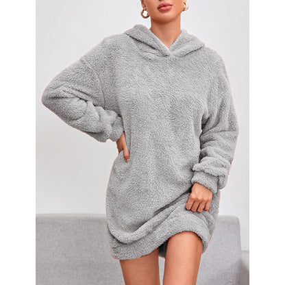Robe à capuche oversize douillette pour femmes en doux polaire Chic und Stil