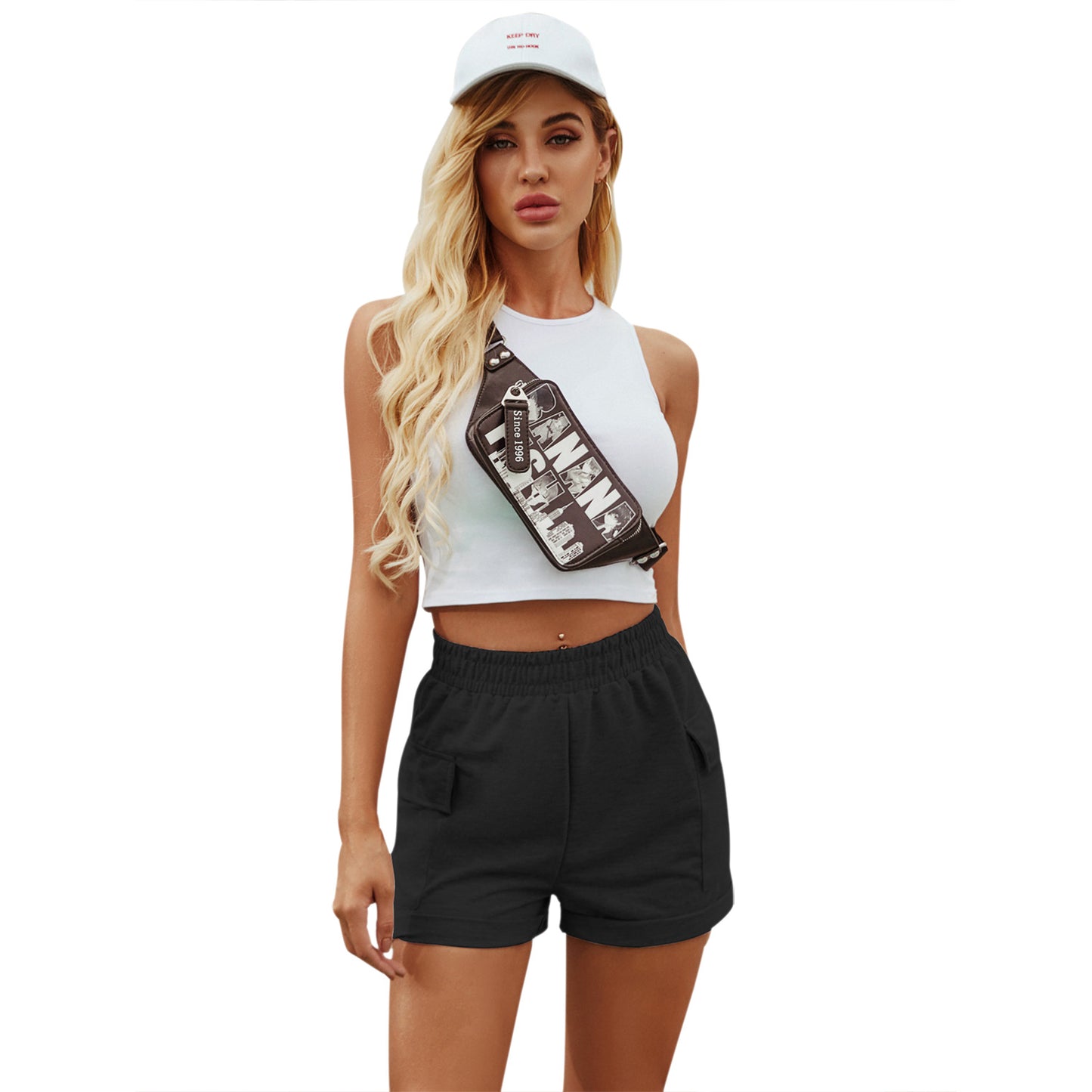 Shorts cargo pour femmes avec un waistband élastique pratique et des poches appliquées Chic und Stil