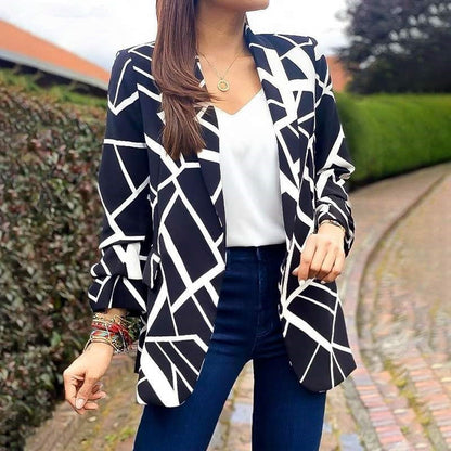 Veste pour femmes avec un motif géométrique moderne et une coupe décontractée Chic und Stil