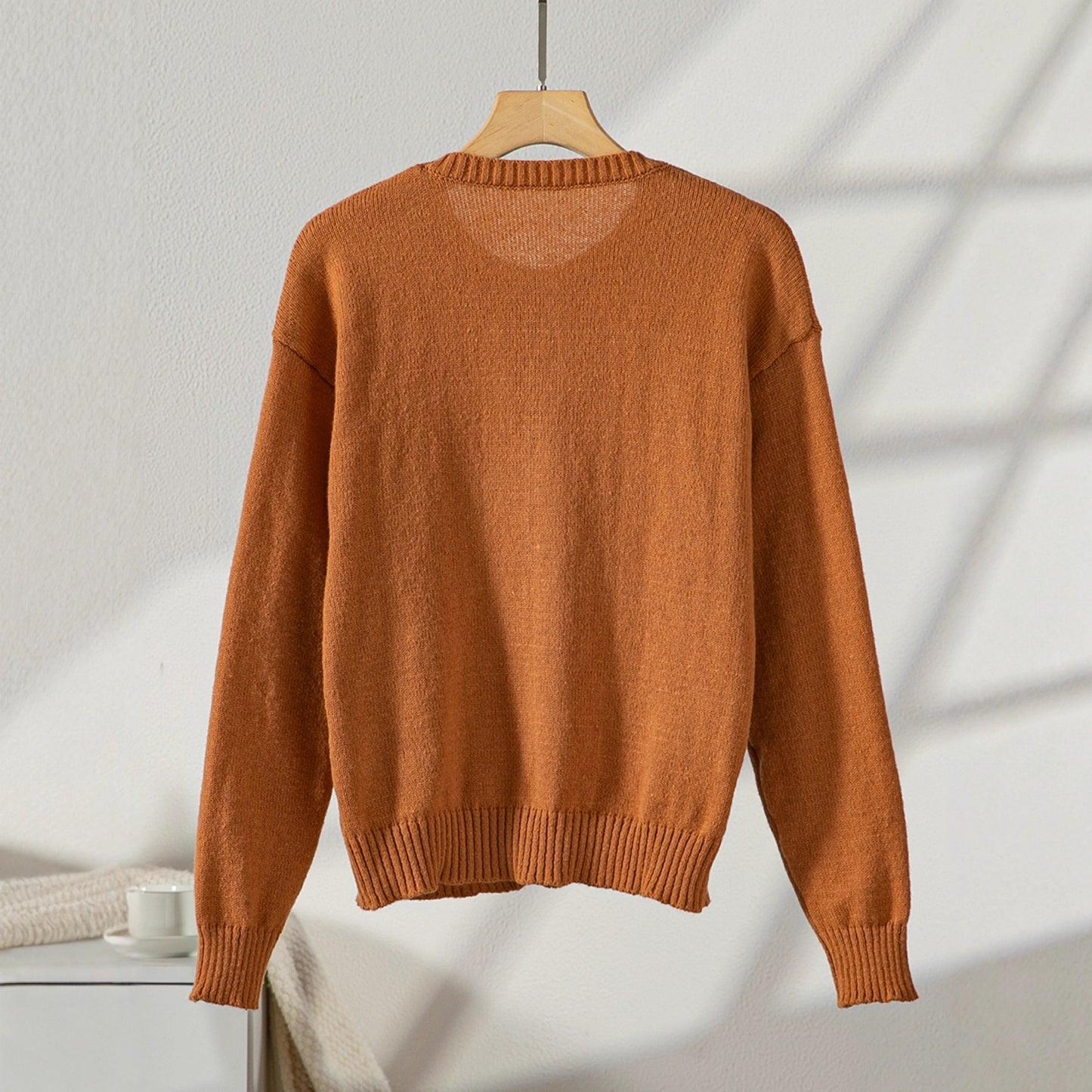 Cardigan élégant dames avec détails de boutons et poches pratiques Chic und Stil